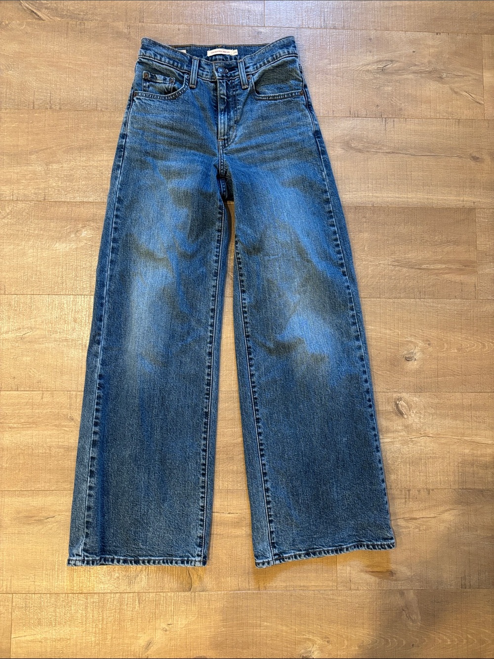 Premium Levi’s 728 High rise wide leg full length leather tag